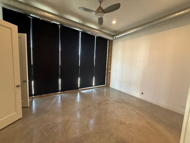 Building Photo - 177 N Ada St