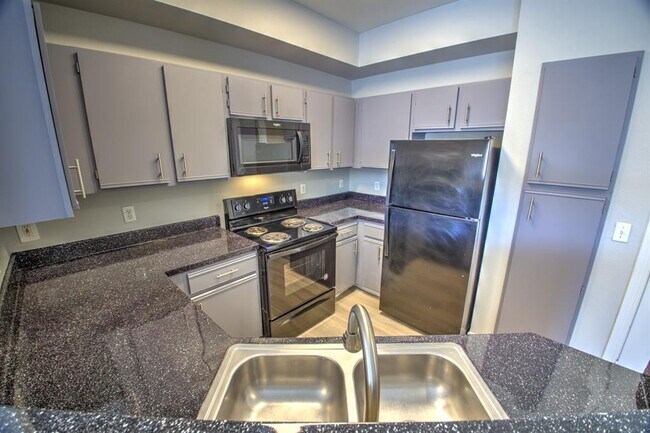 Foto del edificio - 2320 Gracy Farms Ln