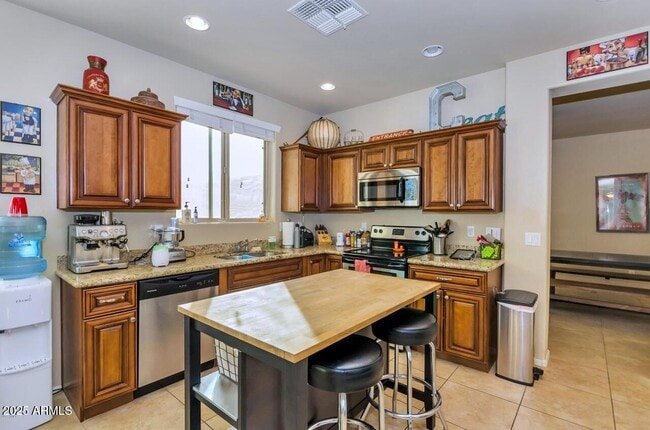 Building Photo - 1428 E Branham Ln