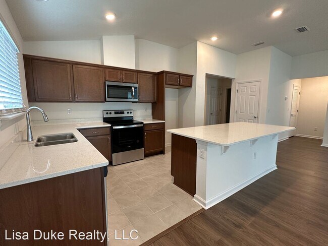 Building Photo - 3 br, 2 bath House - 481 Red Dahlia Lane