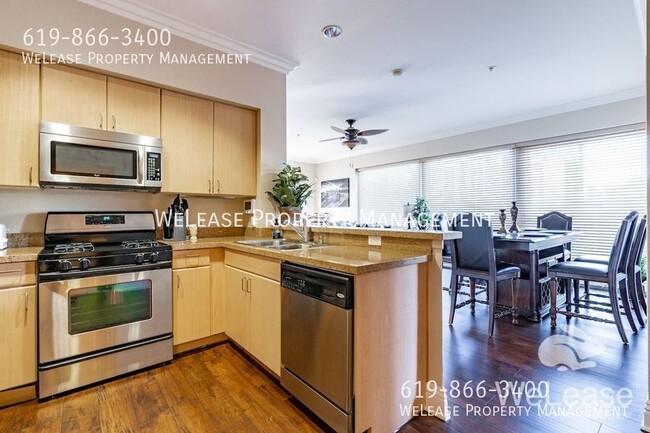 Building Photo - 2 bed 2 bath furnished residence located i...