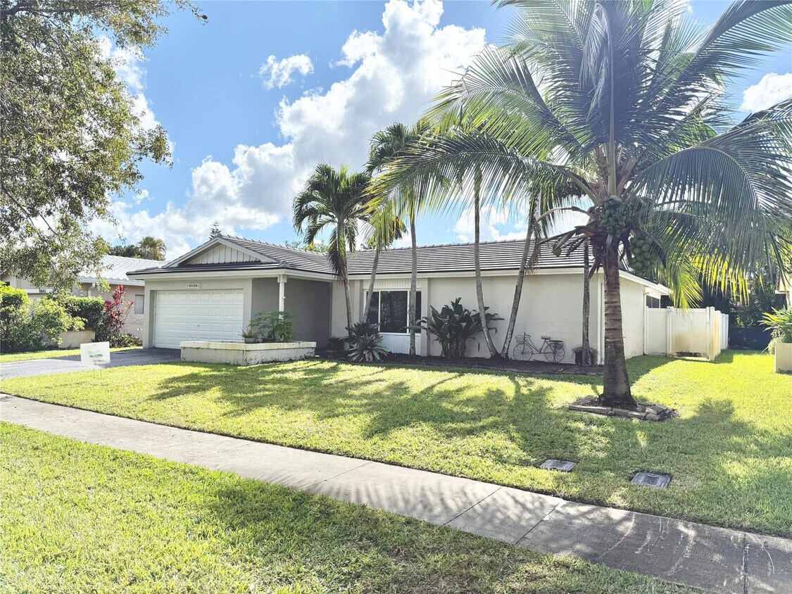 Primary Photo - 9850 NW 25th Ct