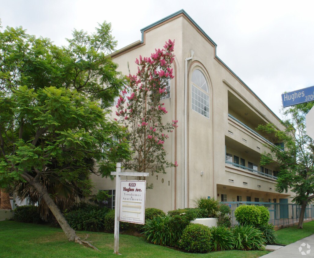 Building Photo - 3701 Hughes Ave
