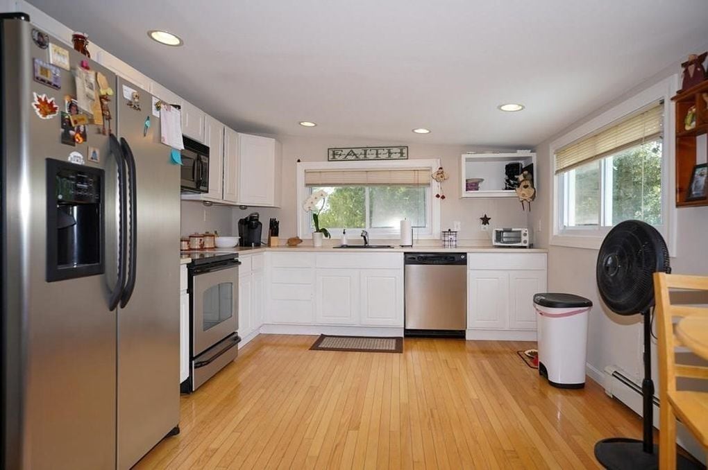 200 Sterling Rd Unit 3, Lancaster, MA 01523 Apartments in Lancaster