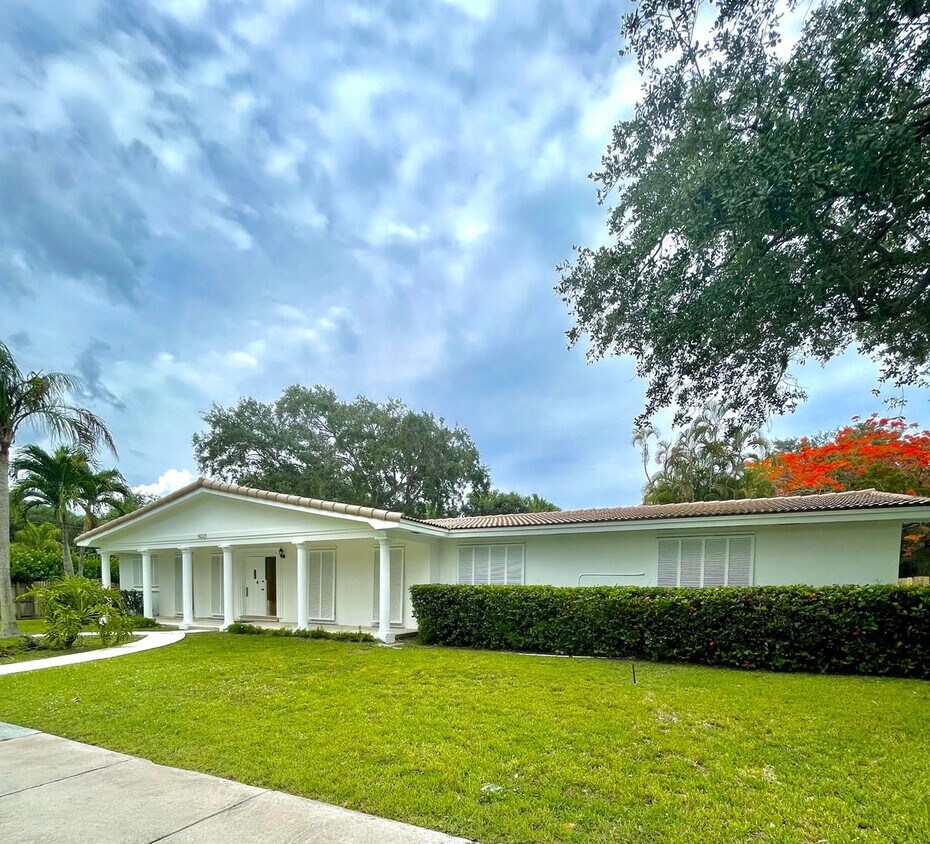Foto del edificio - 14321 SW 77th Ave