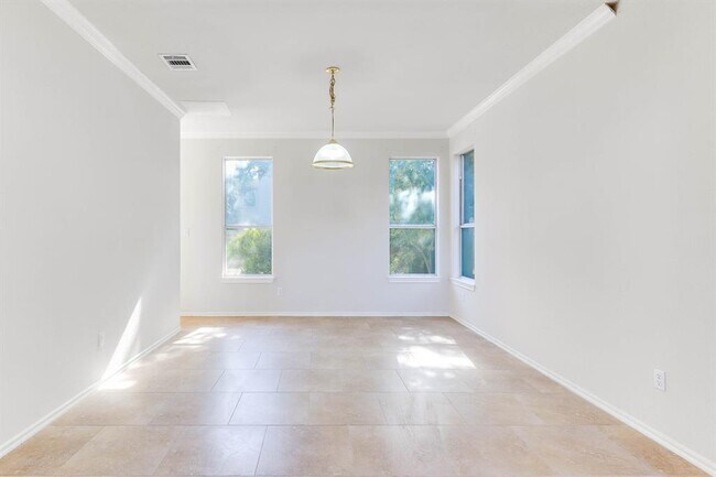 Foto del edificio - 8313 Canola Bend