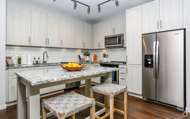 Interior Photo - Bell Trelago