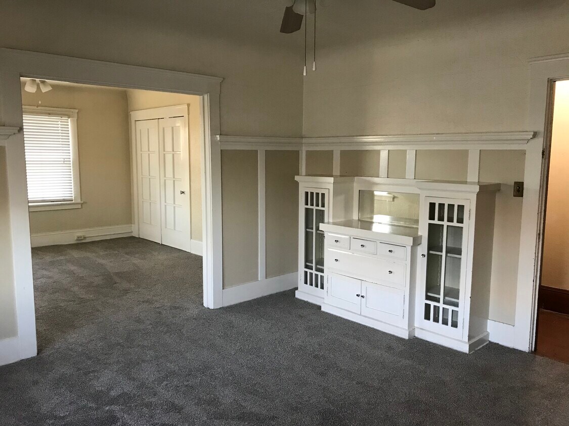 Built in china hutch - 133 W Wyandotte St