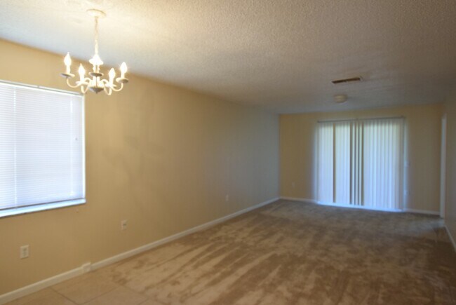 Building Photo - 112 Cory Ln