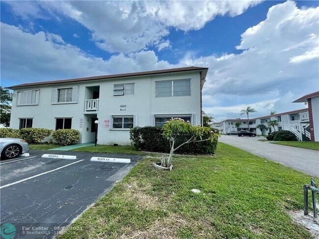 Foto del edificio - 4310 NW 16th St