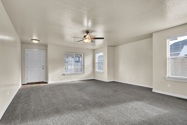 Foto del edificio - 1633 Placerville St