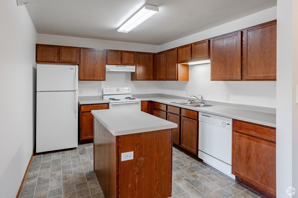 Foto principal - Keeneland Village Apartments
