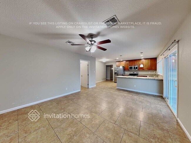 Foto del edificio - 2831 S Don Luis Cir