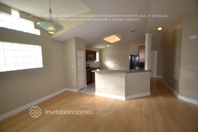 Foto del edificio - 17132 NW 11th St