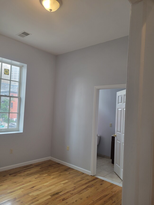 Bedroom 1 - Each bedroom has a full bath - 6 Bleeker St