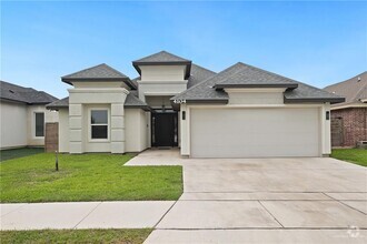 Building Photo - 4104 S Rodman Ln