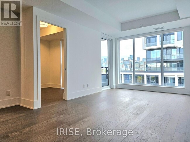 Photo du bâtiment - 115 Denison Ave