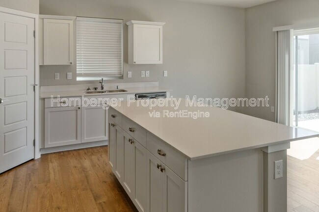Building Photo - 5813 W Georgetown Ln