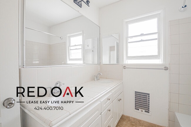 Foto del edificio - 1148 Queen Anne Pl