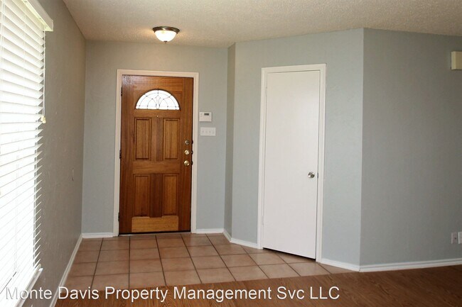 Foto del edificio - 3 br, 2 bath House - 1312 Lakeside Loop
