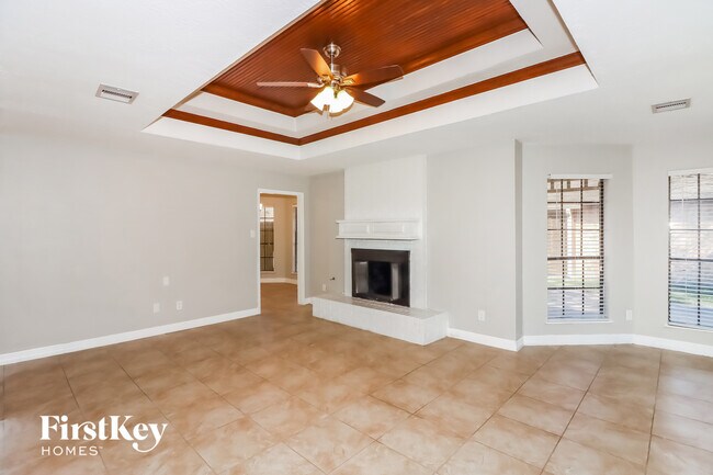 Foto del edificio - 6611 Gleneagles Dr
