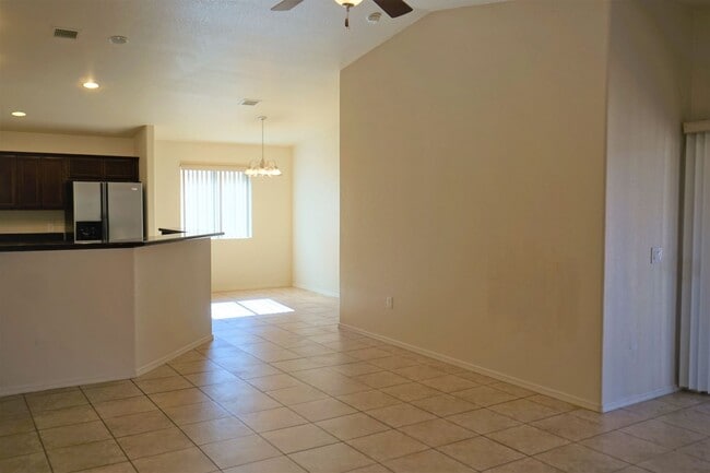Foto del edificio - 4 Bedroom Home in Holiday Community