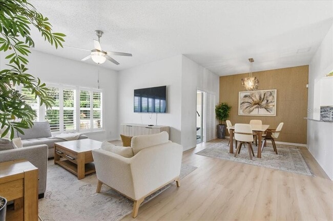 Foto del edificio - 2937 Cedar Gln Pl