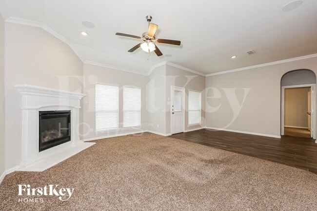 Building Photo - 3213 Charing Cross Rd