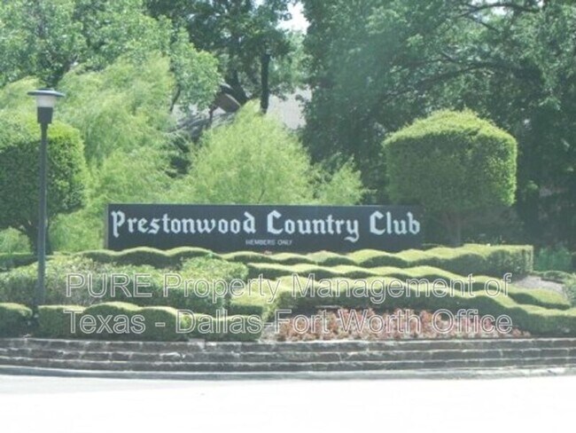 Foto del edificio - 15919 Stillwood St