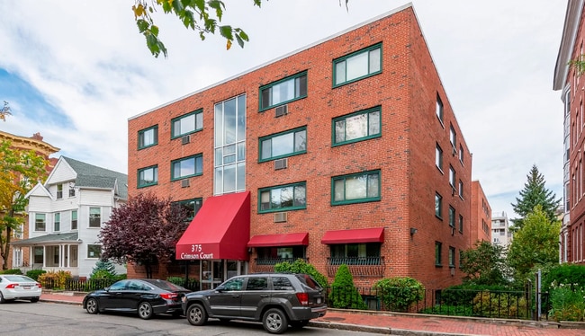 Building Photo - 371 Harvard St