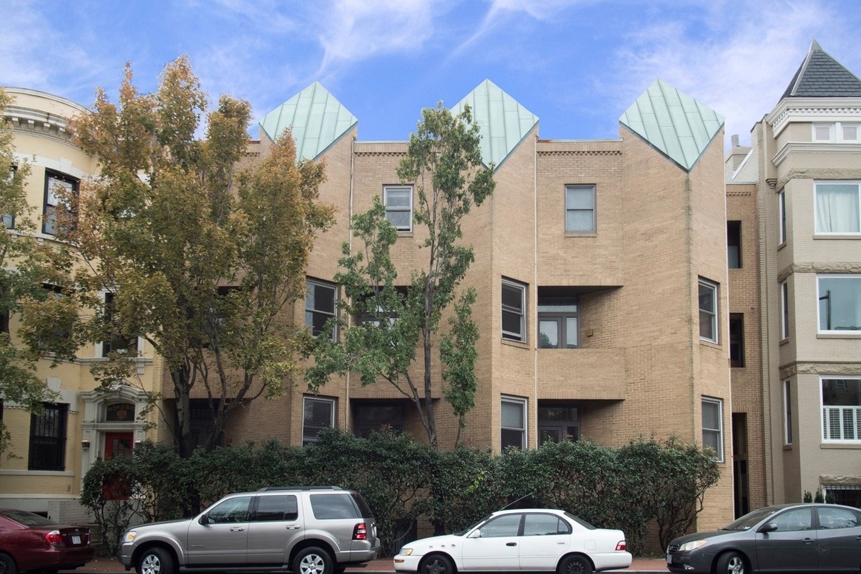 Primary Photo - 1744 U St NW