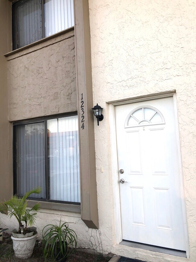 Foto del edificio - 12324 Fox Hound Ct