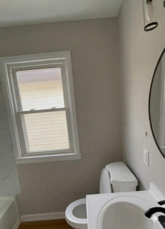 Foto del edificio - 11205 McCracken Rd