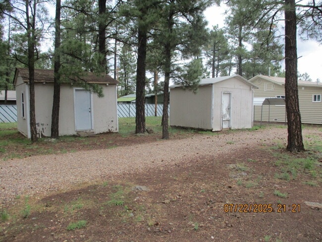 Building Photo - 330 S Woodland Rd