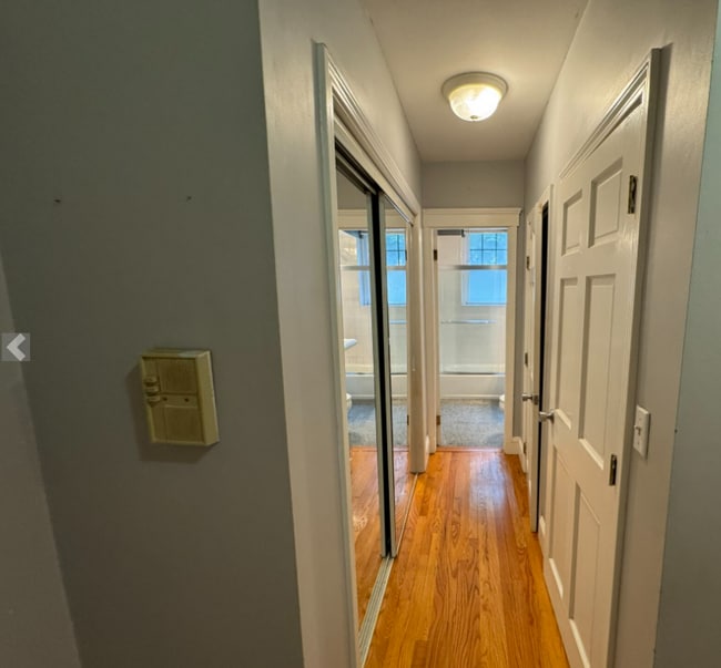 Building Photo - 1999 Commonwealth Ave