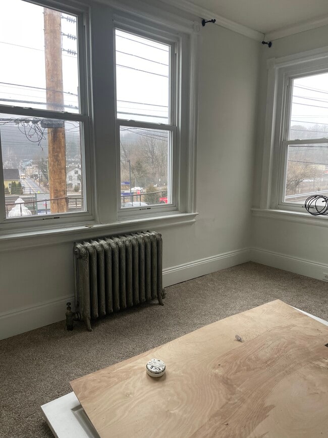 Building Photo - 219 W Lancaster Ave