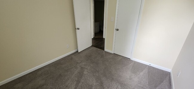 Foto del edificio - 125 Grange Dr