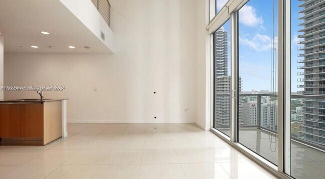 Foto del edificio - 1050 Brickell Ave