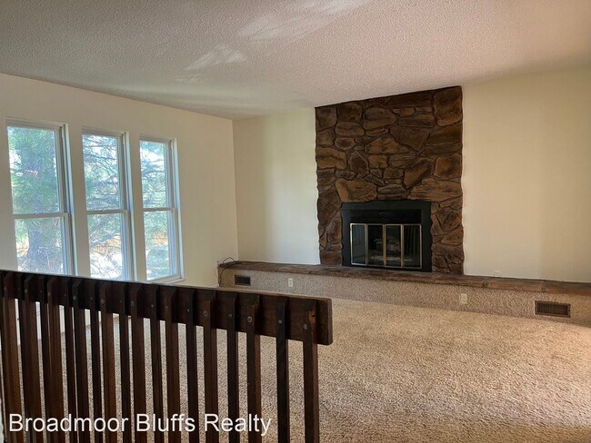 Foto del edificio - 3 br, 2 bath House - 815 Crosstrail Drive