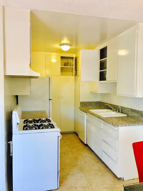 Foto del edificio - 2300 Oak St
