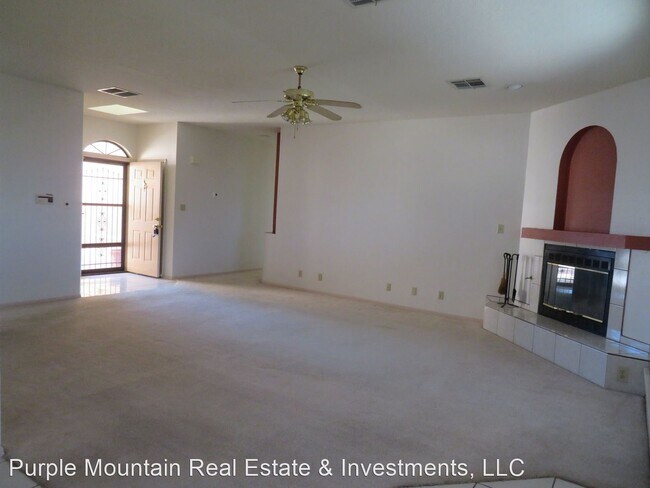 Building Photo - 3 br, 2 bath House - 2731 Sunrise Point Rd.