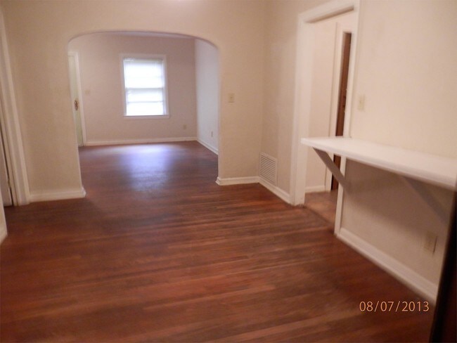 Building Photo - 1822 NW 7th Ave