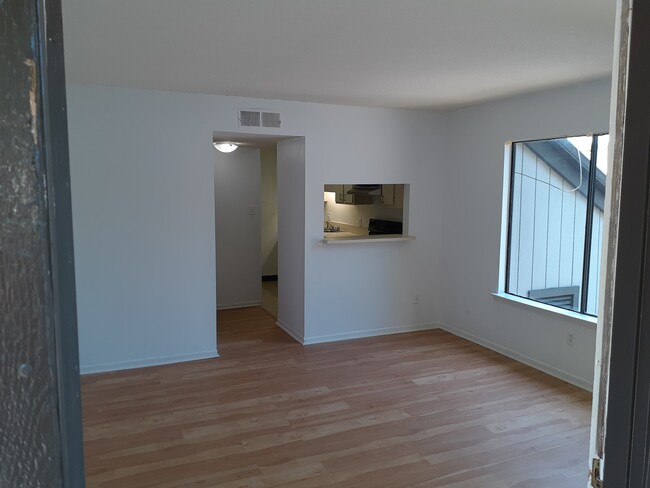 Foto del edificio - 3350 Altamont S