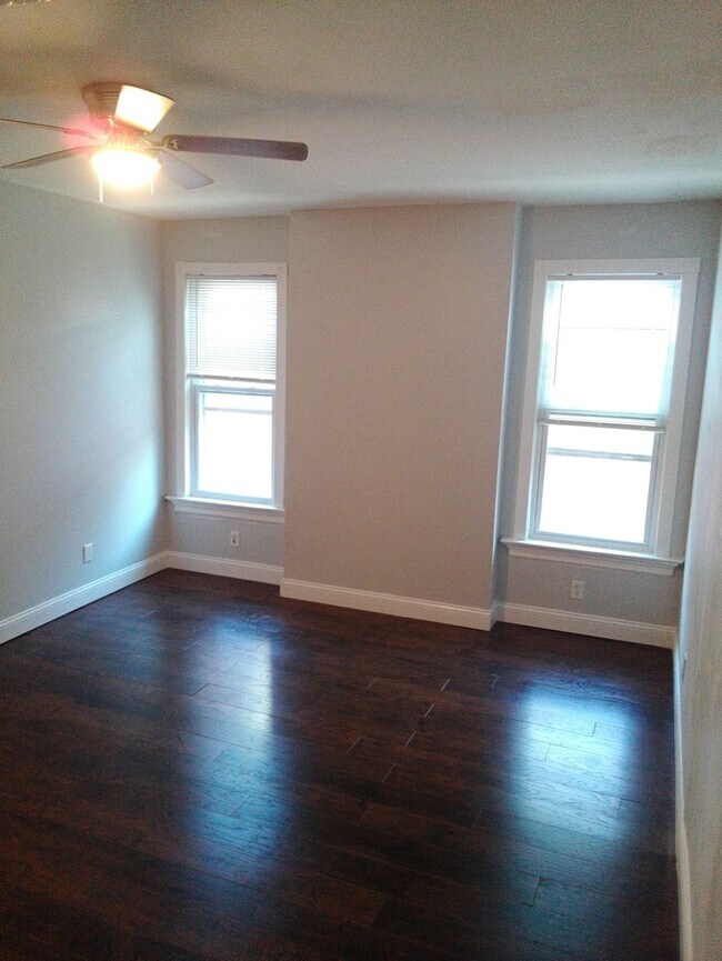 Building Photo - 4256 Castleman Ave