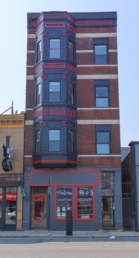 Primary Photo - 3464 N Clark St