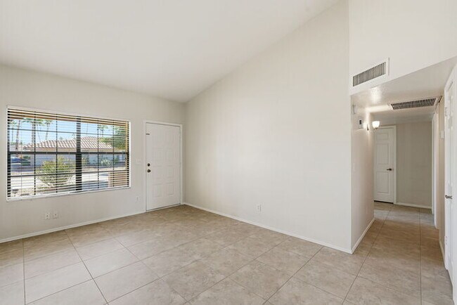 Building Photo - 16264 N 66th St