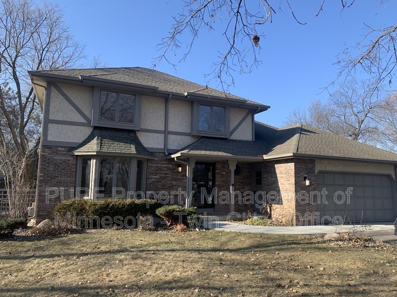 Primary Photo - 3616 Comet Ln