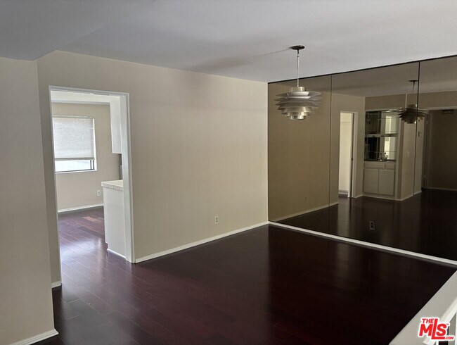 Building Photo - 4541 Alla Rd