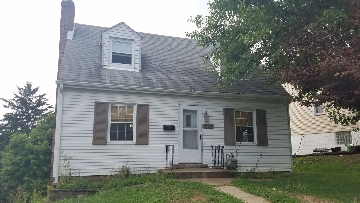 $1350 3 bedroom house in Bon Air - $1450 3 bedroom house in Bon Air