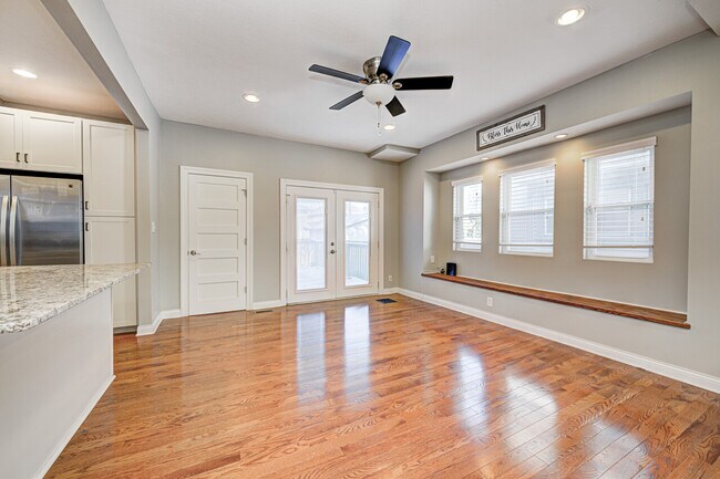 Foto del edificio - 2940 N Park Avenue